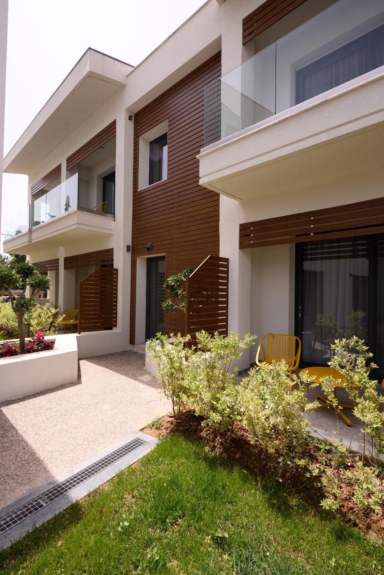 Falena Luxury Rooms Kalyves Polygyrou ภายนอก รูปภาพ