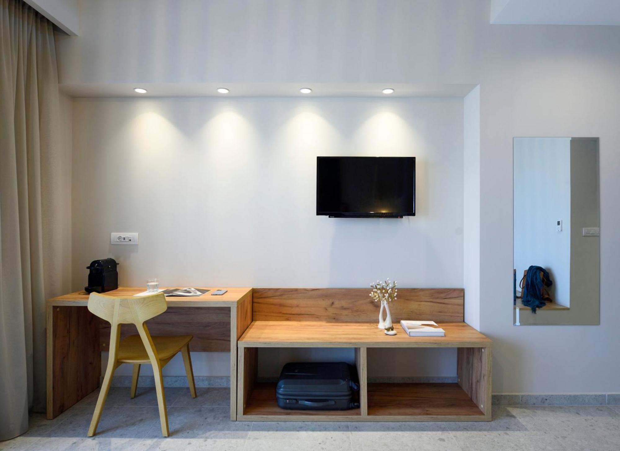 Falena Luxury Rooms Kalyves Polygyrou ภายนอก รูปภาพ